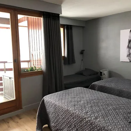 Oursblanc834 Apartment